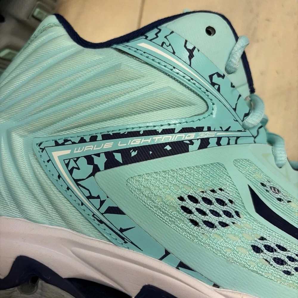 Mizuno Wave Lightning Z5 Mid Womens Light Volleyball Shoes Size 9US - Picture 8 of 9